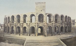 Arles, Amphithéâtre, Vue extérieure