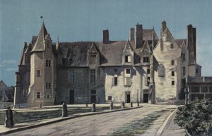 Baugé, Château (Hôtel de Ville et Gendarmerie), Ensemble sur la place - French Photographer