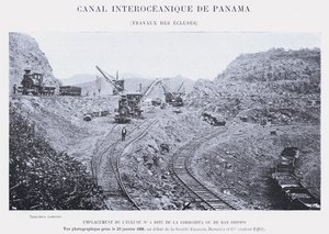 Canal Interocéanique de Panama, Travaux des Écluses