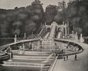 Cascade dans le parc de Saint-Cloud - French Photographer