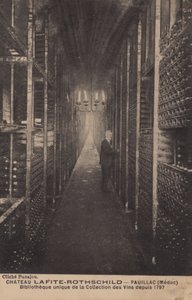 Château Lafite-Rothschild, Pauillac, Médoc, Bibliothèque de collection de vins depuis 1797 - French Photographer