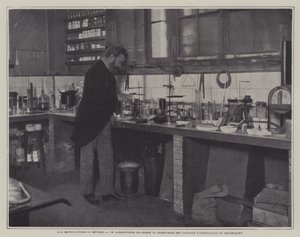 Directeur des travaux scientifiques et techniques dans le laboratoire de chimie à la manufacture de porcelaine de Sèvres, France - French Photographer