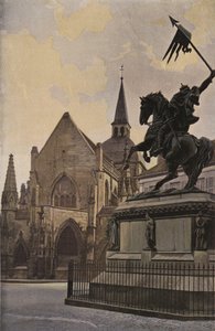 Falaise, Église de la Trinité et Statue de Guillaume-le-Conquérant - French Photographer