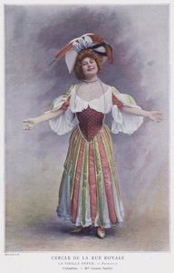 Jeanne Saulier en Colombine dans La Vieille Revue - French Photographer