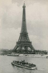 La Tour Eiffel - French Photographer