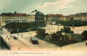 Le Havre, La Place Gambetta, Le Théâtre