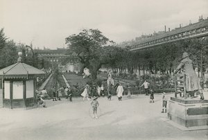 Le Jardin du Palais-Royal (photogravure) - French Photographer