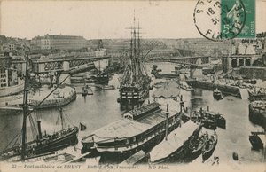 Port militaire à Brest, France - French Photographer