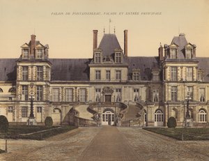 Palais de Fontainebleau, Façade et Entrée Principale - French Photographer