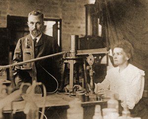 Pierre et Marie Curie dans le laboratoire