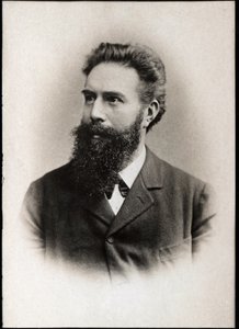 Portrait de Wilhelm Conrad Röntgen (1845-1923), physicien allemand - French Photographer