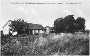 Carte postale représentant la maison de Henri Désiré Landru (1869-1922) à Gambais - French Photographer
