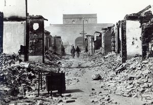La destruction en Chine pendant la révolte des Boxers de 1900 - French Photographer