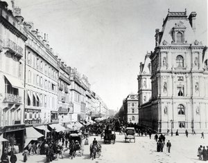 La rue de Rivoli et le nouvel Hôtel de Ville, vers 1882 - French Photographer