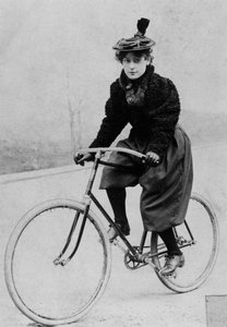 Femme à bicyclette, 1894 - French Photographer
