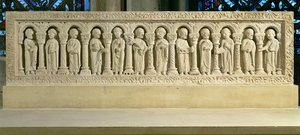 Apôtres sous des arcades, relief sculpté, c.1150