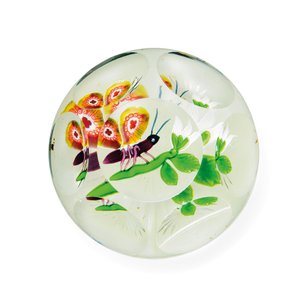 Poids de papillon et de fleur facetté Baccarat, milieu du 19ème siècle - French School
