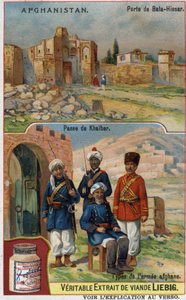 Porte de Bala-Hissar en Afghanistan et soldats de l