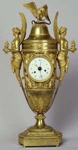 Vase horloge avec un aigle, c.1800 - French School