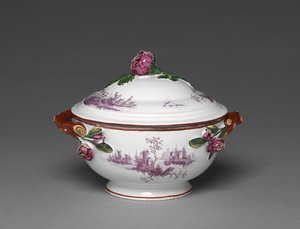 Bol couvert, fabriqué par la manufacture de Saint-Clément, vers 1775