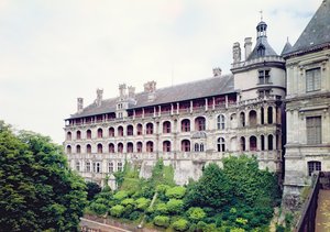 Extérieur de la façade des Loges