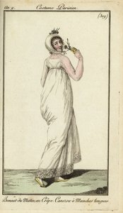 Femme à la mode en bonnet de crêpe du matin