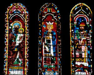 Art gothique : Sainte Anne la Plus, Salomon et Aaron. Lancettes sous la Rosace du Nord (dite Rosace de la Vierge, vers 1235) de la Cathédrale Notre-Dame de Chartres (Eure-et-Loir)