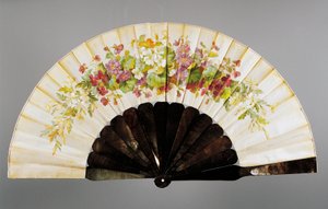 Éventail avec motifs floraux, soie peinte et nacre, créé par Felix Alexandre, Paris