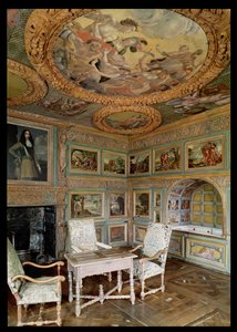 Intérieur de la Salle Louis XIV ou la Salle de Bain - French School