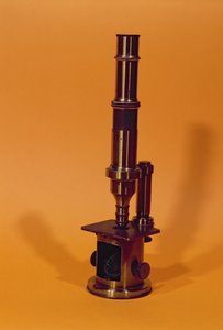 Microscope appartenant à Louis Pasteur (métal)
