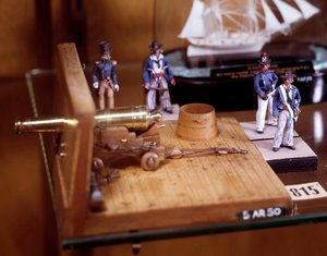 Modèle militaire : soldats et un canon de la marine française miniatures. 19ème siècle - French School
