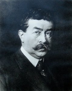 Paul Painlevé, ministre de la Guerre, 1917 - French School
