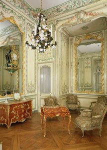 Chambre privée de la Dauphine Marie-Josèphe de Saxe (1731-67) - French School
