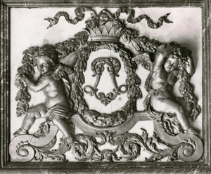 Putti flanquant l