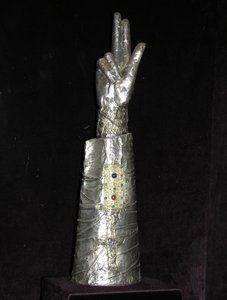 Reliquaire de Saint Georges (argent et bois) - French School
