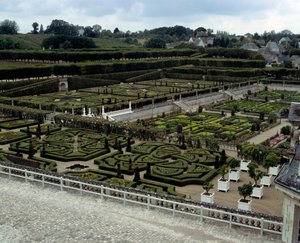 Architecture Renaissance : vue des jardins du château de Villandry - French School