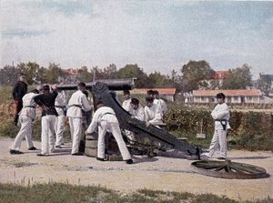 Tirer un canon de 95 depuis un poste de guet pour sièges et places - dans "Album militaire - artillerie à pied"