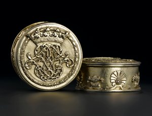 Petite boîte circulaire en vermeil avec couvercle du service de toilette Lennoxlove, appartenant à Frances Teresa Stewart, duchesse de Richmond et Lennox : Français, Paris, essayée entre septembre 1672 et octobre 1674 - French School