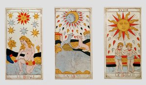 Trois cartes de tarot représentant l