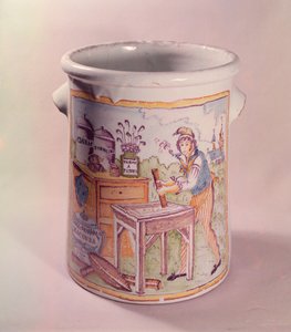 Pot à tabac représentant un buraliste, atelier de Bordeaux (faïence) - French School