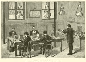 Un Poste du Télégraphe Multiple Imprimeur Baudot - French School