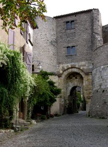 Vue de la Porte des Ormeaux - French School