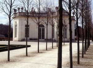 Vue du Trianon à Versailles - French School