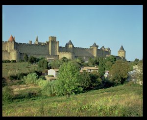 Vue des murs de la ville - French School