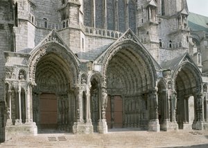 Vue des trois portails du transept nord - French School