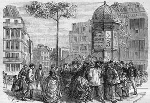 Vue du boulevard Pigalle à Paris où la foule se presse autour d