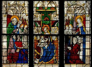 Fenêtre E3 représentant la Vierge et l
