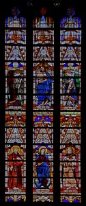 Fenêtre w0 représentant le Christ et cinq saints dont Sainte Hélène