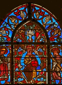 Fenêtre w1 représentant le Christ avec le Saint-Esprit, Isaac et Manassé - French School