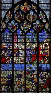 Fenêtre w1 représentant des scènes de la vie de Saint Pierre